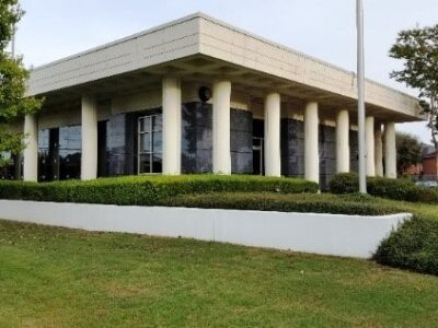 Former Alabama Bank Branches Go to Auction; Sells Regardless of Price