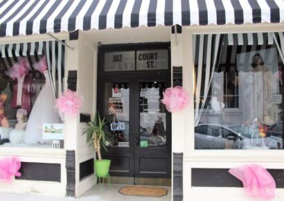Wetumpka Boutique Uses Profits To Help Breast Cancer Patients