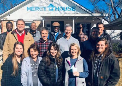 Centerpoint Fellowship Church Visits Mercy House to Serve Lunch