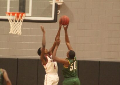 Jeff Davis Size too Much For Stanhope Elmore