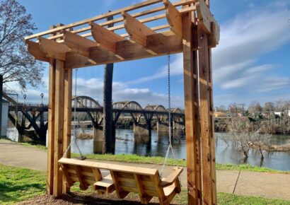 City of Wetumpka Provides New Swings for Riverfront; Perfect ‘Lounging Location’ or just Relaxing