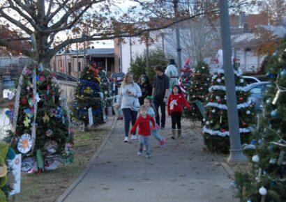 Autauga Christmas Tree Trail on Creekwalk Shows Love for Family Support Center; On Display through Christmas