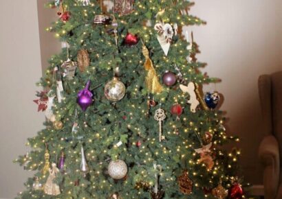 Brookside Funeral Home Holds Special Service to Remember Loved Ones During Christmas Season