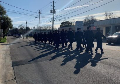 Prattville Citizens Take to the Streets for Annual MLK Day