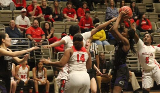 PCA Girls Fall in Regionals Against T.R. Miller