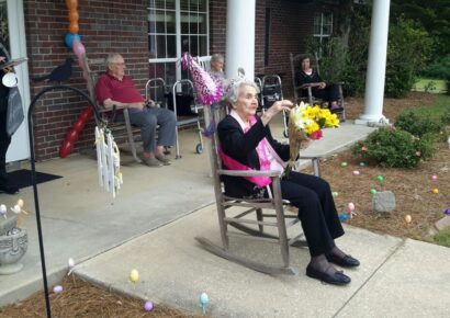 Family, Friends and Millbrook Fire Department Make a ‘Safe’ 100th Birthday Parade Possible for Lee Audis Gaines at Autumn Place Assisted Living