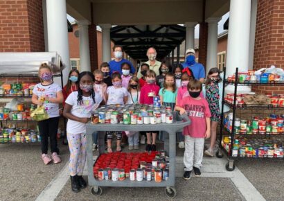 ARIS Student Council Collecting Donations for WELCOME Food Pantry Through Dec. 4