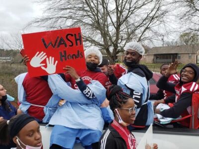 SEHS Homecoming Parade Rolled Today; A Bit Chilly But it Didn’t Stop the Pond Splash