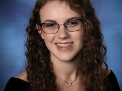 Abigail Luster Receives the Ann Barr 4-H Scholarship; Plans to Attend Auburn University