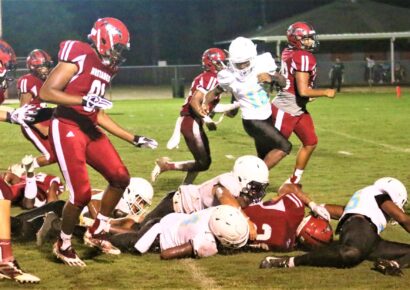 SEHS Mustangs’ Defense Dominates over Selma in Season Opener