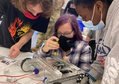 Robotics Exhibition at SEHS a Hit thanks to Alabama National Guard