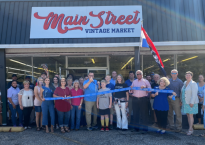 Main Street Vintage Market in Millbrook Now Open for Business; Ribbon Cutting Draws Large Crowd