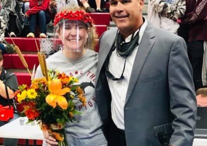 SEHS Recognizes Teacher, Paraprofessional of the Year