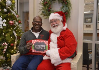 Autauga Probate Office Hosts Visits with Santa; Bob Ealum is Back Behind the Camera!