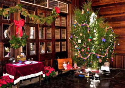 Two Dates Left to Tour Old Vine Hill Presbyterian in Autauga County for Christmas Season