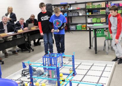 Robots and STEM Programs Dominate Elmore County Board of Education Meeting