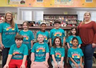 ARIS Library Club Students Take Part in Service Project Creating Valentine Baskets for Assisted Living, Nursing Home Residents