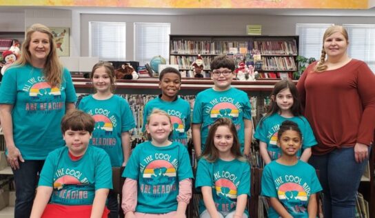 ARIS Library Club Students Take Part in Service Project Creating Valentine Baskets for Assisted Living, Nursing Home Residents