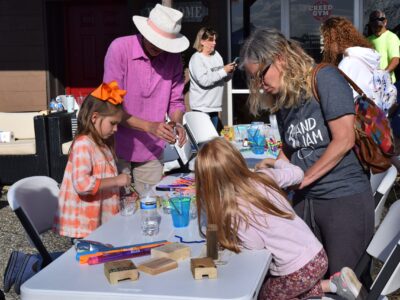 Wetumpka’s First Community Market of Season Draws Big Crowd, Plenty of Vendors