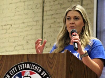 ￼Education Forum Gives Board Candidates a Shot at Sharing Vision, Qualifications