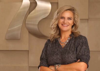 Rebecca Hallman Named Executive Vice President at River Bank & Trust