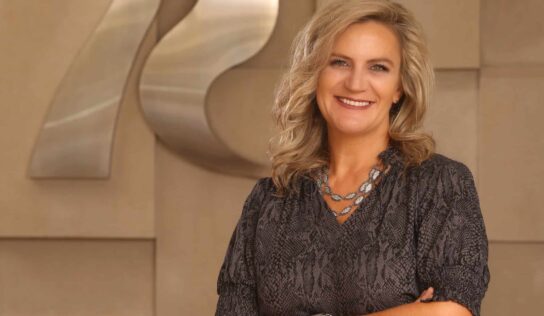 Rebecca Hallman Named Executive Vice President at River Bank & Trust