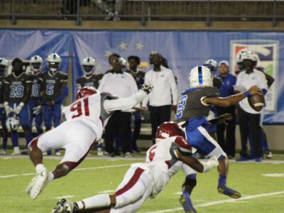 Lanier defeats Stanhope Elmore at Cramton Bowl, 41-17
