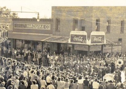 Eclectic Warehouse shares WWII era Photo of Downtown Eclectic
