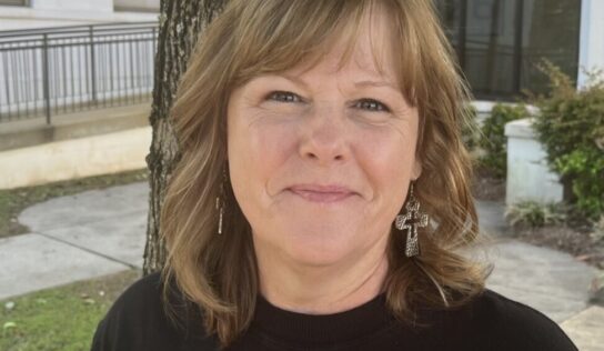 Carolee Lindsey receives coveted National Endowment for the Humanities fellowship