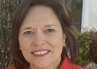 Lana Pratt receives coveted National Endowment for the Humanities fellowship