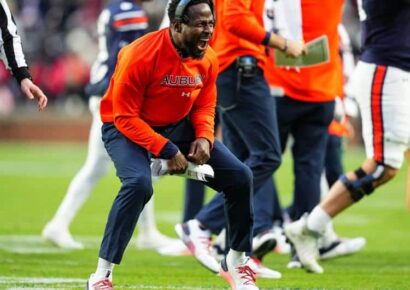 Auburns Carnell “Cadillac” Williams to Headline 26th Kevin Turner Golf Tournament