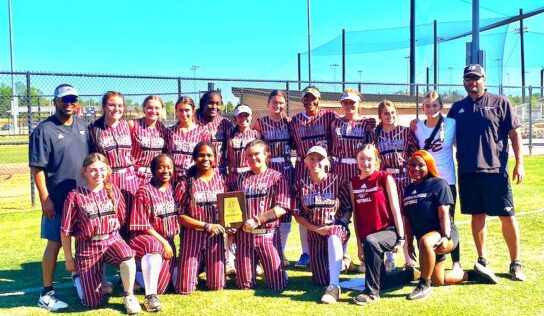 SEHS Lady Mustangs’ Softball Advances to Class 6A Regionals for First Time in 3 Years