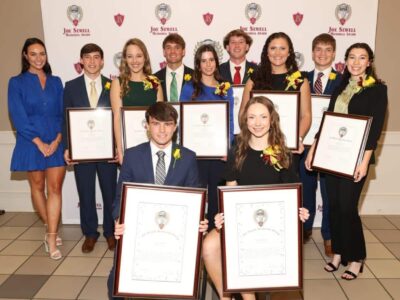 Courtney Sides, Gavin Baxley are Overall Joe Sewell Award Winners