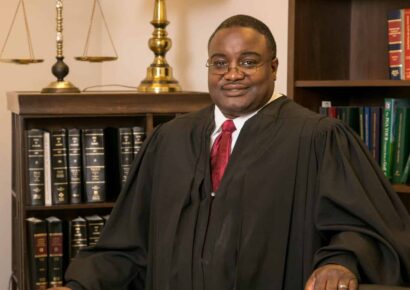 Judge Bill Lewis Announces Re-election Campaign for Circuit Judge