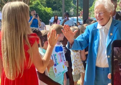PHOTOS: Governor Ivey Celebrates Prattville Elementary’s Superhero Summer Reading Camp Success