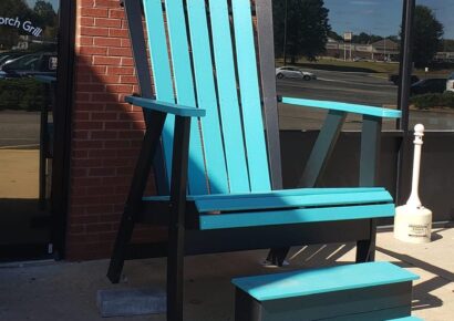 Front Porch Grill making Move to former Neighborhood Grill; Big plans also coming for Current Location