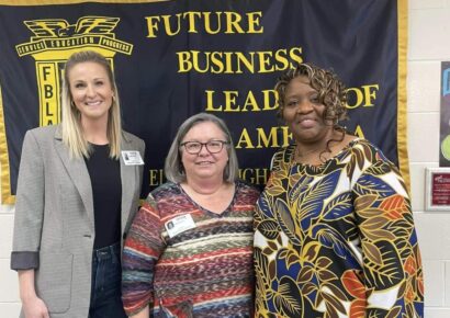 Bank Representatives visit with SEHS Career Tech Finance Students