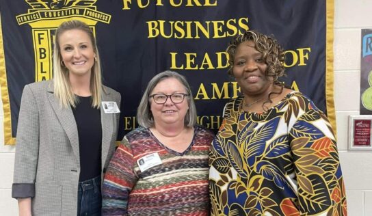 Bank Representatives visit with SEHS Career Tech Finance Students