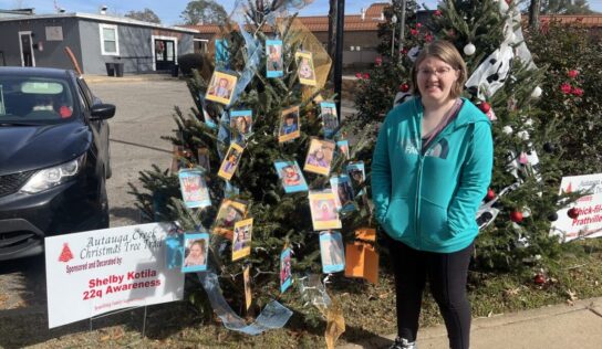 Prattville woman shares her story by bringing the faces of 22q to the Prattville Tree Trail