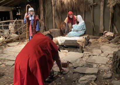 Scenes from ‘An Eclectic Christmas’ shares Story of the First Christmas