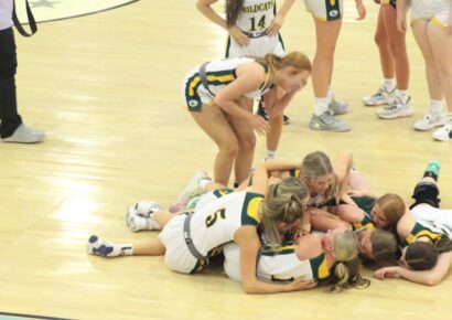 Edgewood Girls Basketball Wins 3rd Consecutive AISA AA State Championship