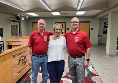 Go be great today, three SEHS beloved teachers retire