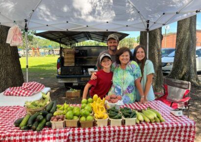 A gourd-eous day for the berry first Prattville Farmers Market 