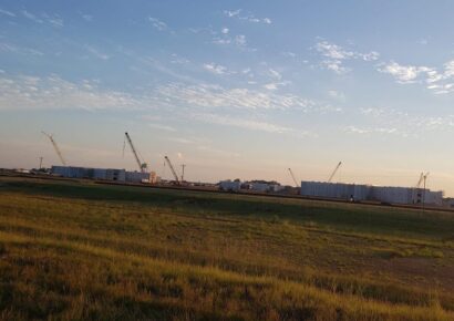 Construction worker killed after fall from building at mega-prison site in Elmore County