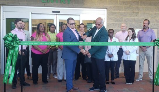 Publix opens doors in Millbrook; promises to give back to community