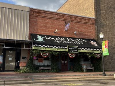 The good times keep Rollin’ as Uncle Mick’s restaurant gets liquor license  