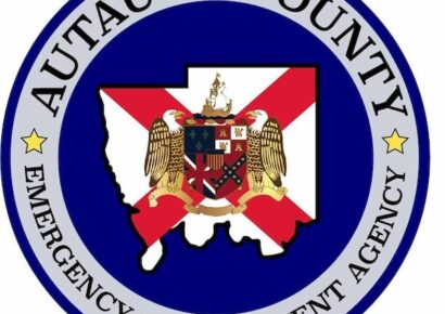 Blockage on I-65: Bus unoccupied and being towed Autauga EMA director confirms 