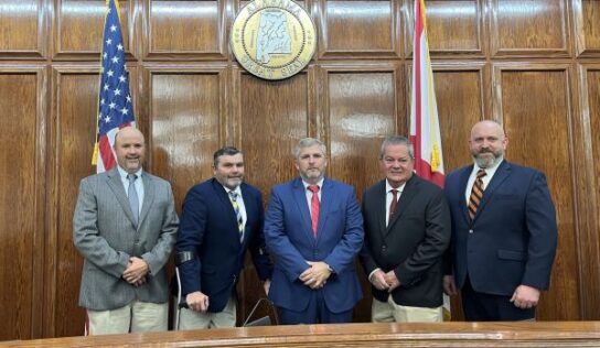 Autauga County Commissioners take new Oath of Office