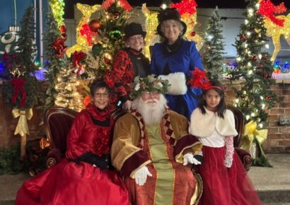 Wetumpka celebrates Tree Lighting and Downtown Dickens Christmas event