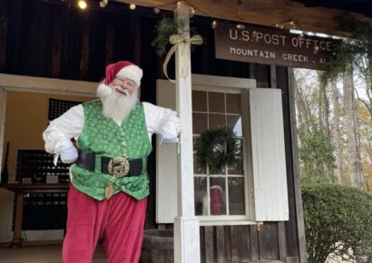 Santa’s Post Office celebrates the season in Marbury
